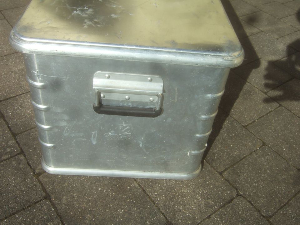 Reserviert • Zargesbox 40862 Zarges ca 80x40x34 cm Alukiste in Buttenheim