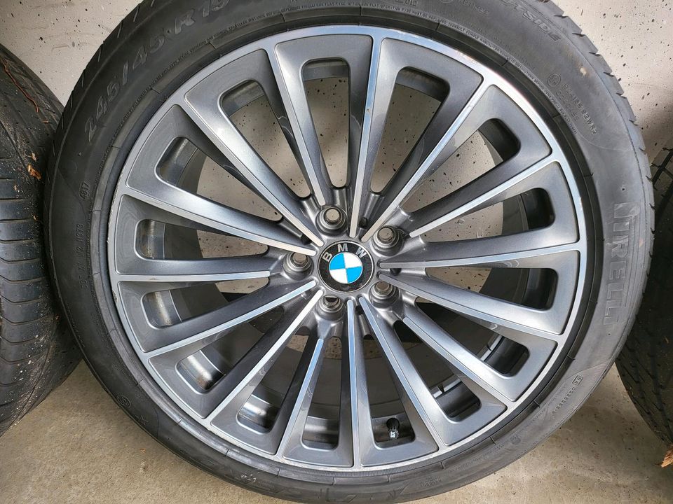 BMW Felgen + Reifen in Hamburg
