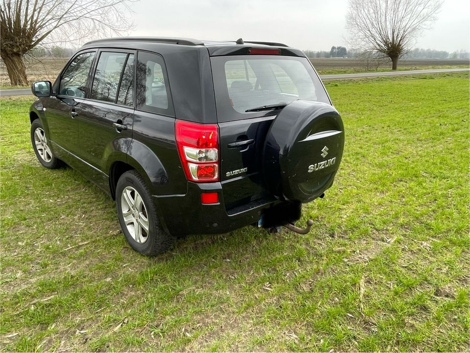 Suzuki Grand Vitara / Allrad in Glandorf