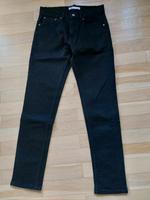 Zara schwarze Jeans Gr.38 wie neu Leuna - Günthersdorf Vorschau