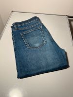 Uniqlo Jeans Skinny & Ultra Stretch Gr. 33 blau München - Schwabing-West Vorschau