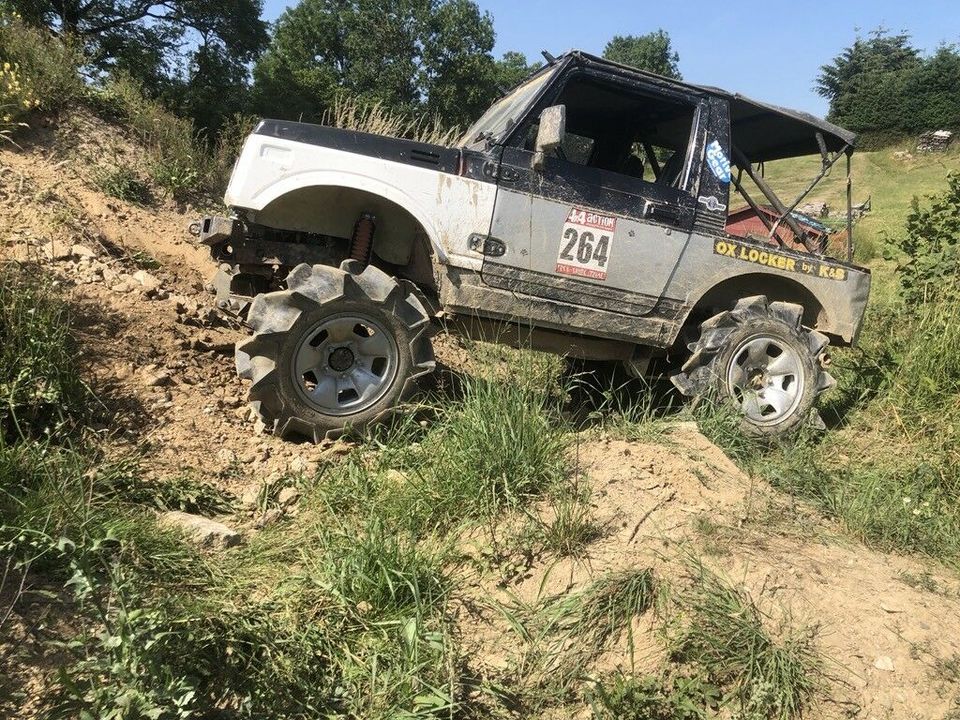 Suzuki Samurai Trophy Trail Offroad Teile in Weiler b. Gevenich/Eifel