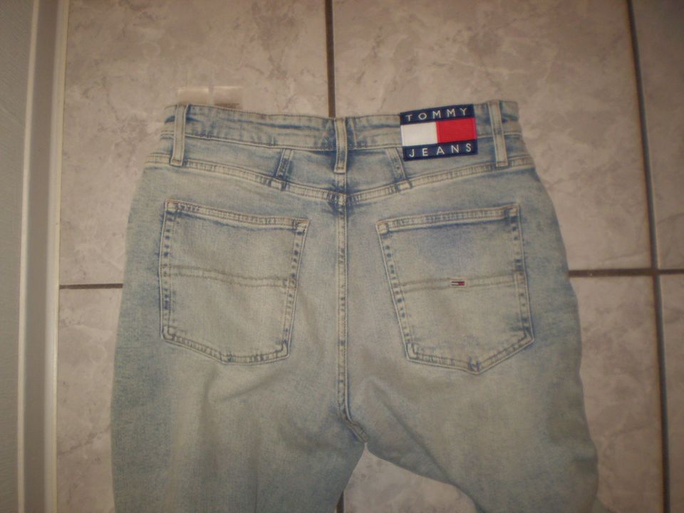 TOMMY HILFIGER Damen Jeans HIGH RISE TAPERED MOMJEAN Gr.29/32 in Schönbornerhof