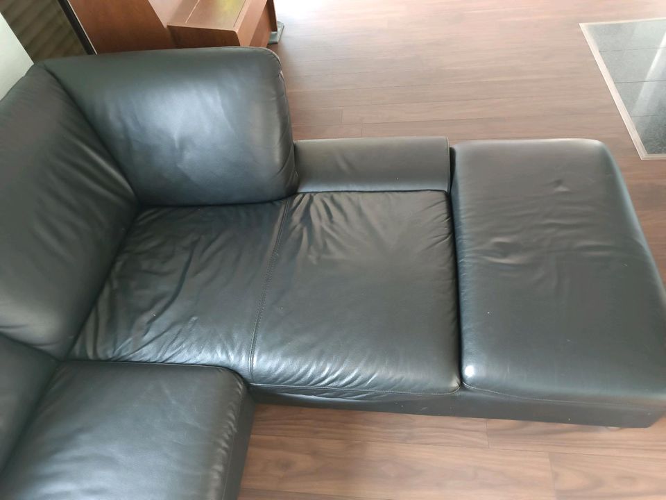 Couch schwarz Leder in Obergriesbach