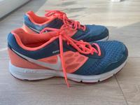 Nike Sneaker aeroply, grau mit Neonpink, Größe 40 Baden-Württemberg - Eppingen Vorschau