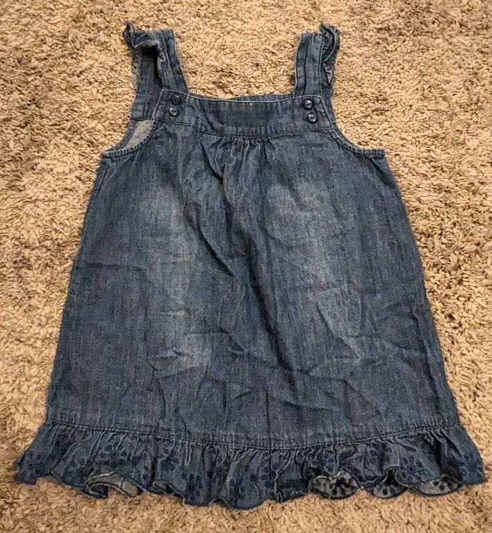 H&M Mädchen-Jeans-Kleid Gr. 86 in Kerpen