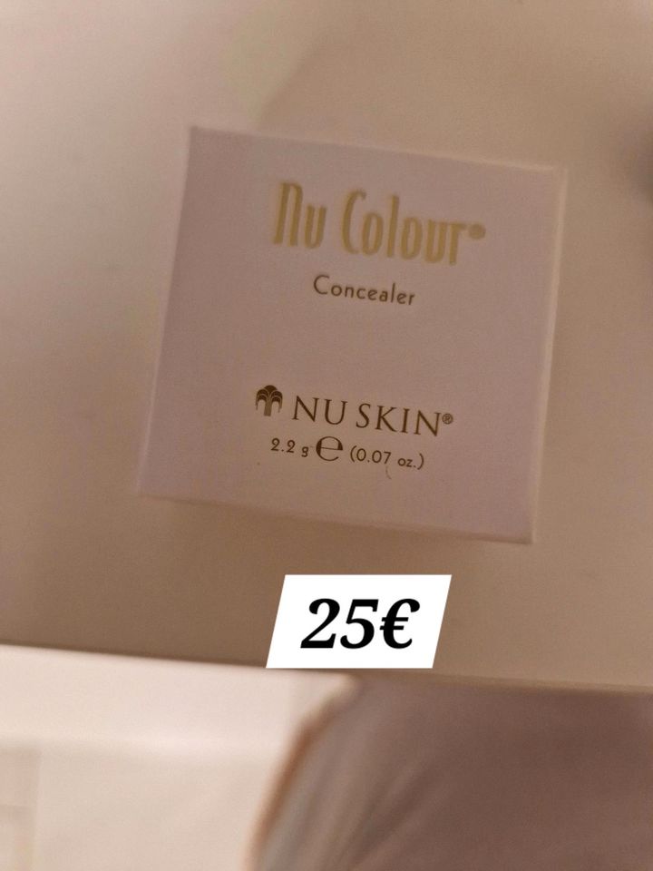 Auflösung,  Restbeständ. Kosmetik,  Make-up nuskin in Vechta