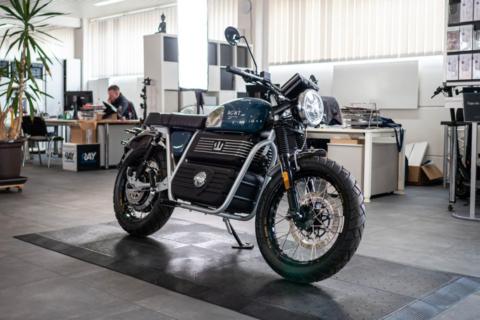 RGNT No.1 Scrambler 7,7 kWh Akku *Aktion* in München