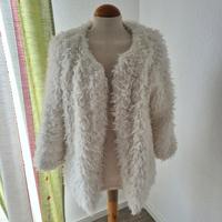 ORSAY kuschelige Jacke Gr. M-L Nordrhein-Westfalen - Medebach Vorschau