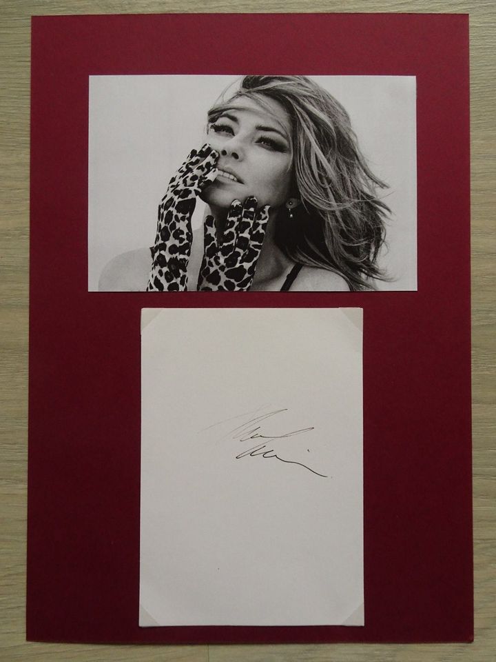 Popstar SHANIA TWAIN - Original Autogramm signiert Unterschrift in Bad Birnbach