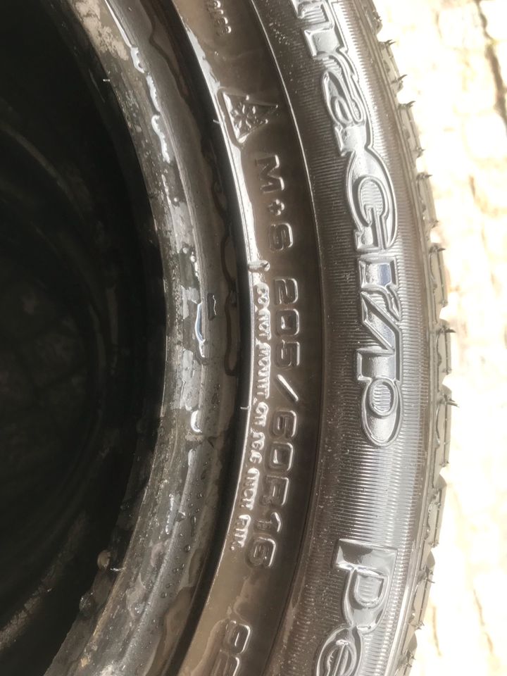 4 Goodyear Reifen mit Stern Ultragrip Performance M+S 205/60 R16 in Kirchberg i. Wald