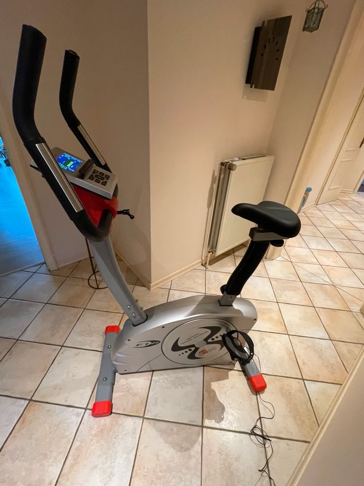 CHRISTOPEIT SPORT ERGOMETER / HEIMTRAINER ET6, NEUWERTIG in Barum