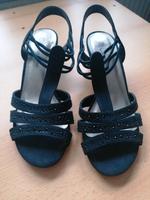 Sandalette Gr. 39 dunkelblau /Glitzer Neu Hessen - Rauschenberg Vorschau