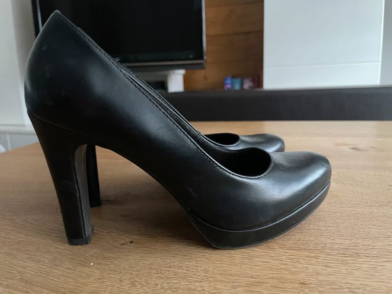 Tamaris Pumps,Schwarz,Gr.36,neuwertig,Plateau-Pumps,High Heels in  Baden-Württemberg - Karlsruhe | eBay Kleinanzeigen ist jetzt Kleinanzeigen