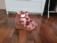 Sandaletten Neu 38 rosa Keilabsatz sexy High Heels Hannover - Vahrenwald-List Vorschau