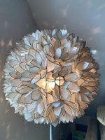 Design - Stehlampe Kugel in Blütenoptik aus Muschelplättchen Rheinland-Pfalz - Budenheim Vorschau