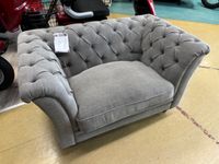 Big Sessel / Sofa klein / Chesterfield Optik grau statt 998€ Sachsen-Anhalt - Zeitz Vorschau