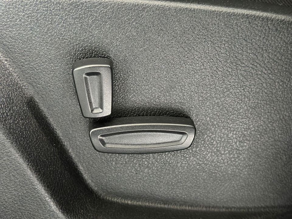 Ford Galaxy 2.0 TDCI Ghia 7-Sitzer NaviDVD/Anhängerk. in Geesthacht