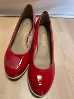 Tamaris Damenschuhe Rot mit Keilabsatz Gr.37 Bayern - Eschenbach Vorschau