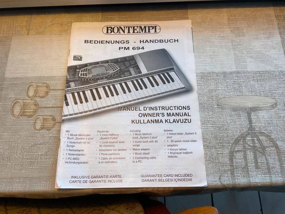 Keyboard Klavier Bontempi PM 694 in Bernsbach 
