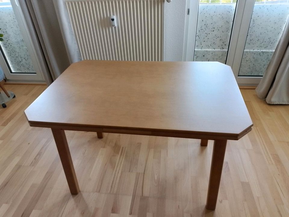 Esszimmertisch mit Stühle in Bamberg