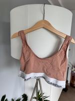 Calvin Klein Bustier zu verschenken Größe S Nordrhein-Westfalen - Meschede Vorschau