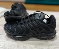Nike TN  schwarz Neu Gr.42 Hessen - Schwalmstadt Vorschau