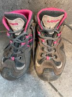 LOWA Mädchen Bergschuhe grau/pink - Größe 27 Bayern - Marktoberdorf Vorschau