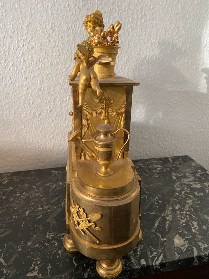 Empire Pendule Kaminuhr Bronze um 1810 in Freiburg im Breisgau