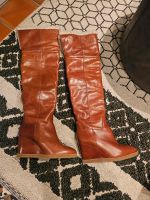 Mango Lederstiefel Stiefel Overknees gr. 36 NEU Hessen - Höchst im Odenwald Vorschau