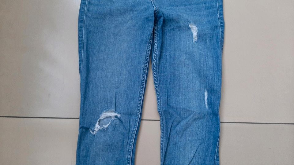 Hollister Jeans high-rise  jean legging Gr. 26/28 in Köln
