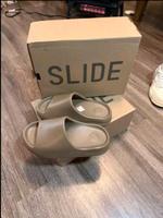 Yeezy Slides Berlin - Charlottenburg Vorschau