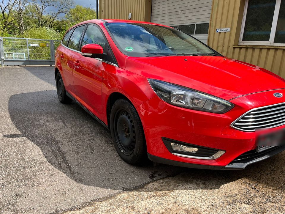 Ford Focus 1,0 Ecoboost mit TÜV in Lebach