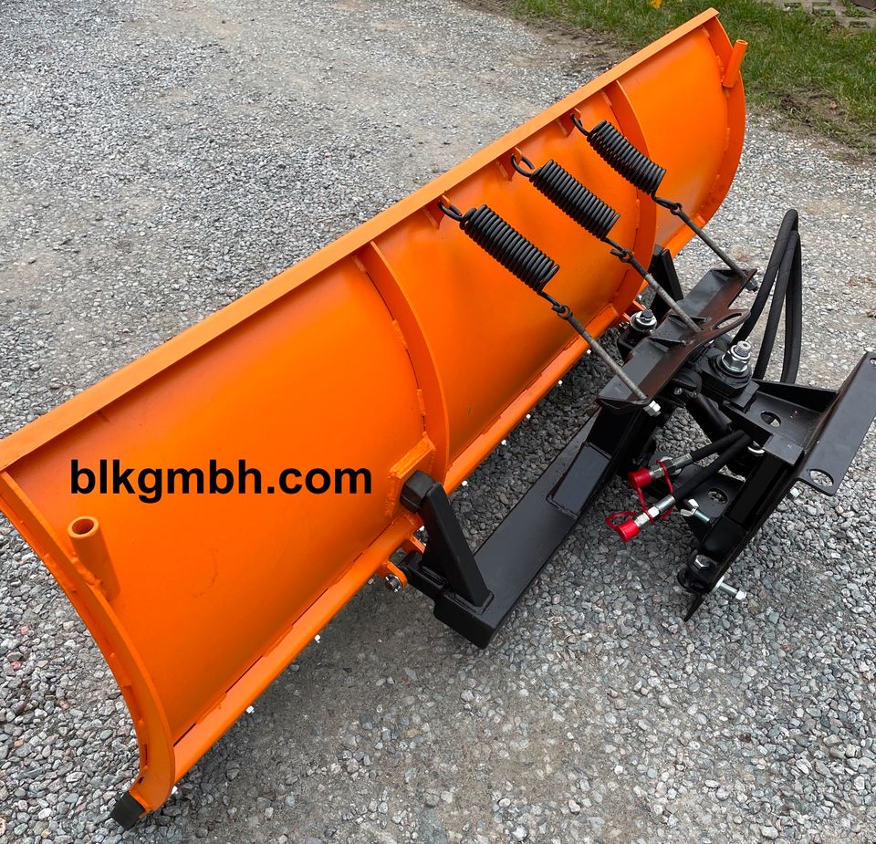 ‼️ Schneepflug Schneeschild Pflug M26 M27 M30 M31 NEU Multicar ‼️ in Langenwetzendorf