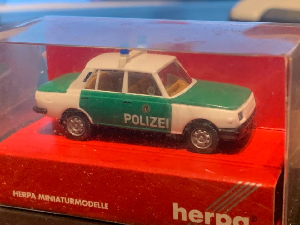 Wartburg 353 polizei 1:87 ovp in Lübow