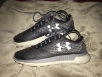 Under Armour Damen Charged 1285494-033 Laufschuhe Sneaker Gr. 39 Nordrhein-Westfalen - Hattingen Vorschau