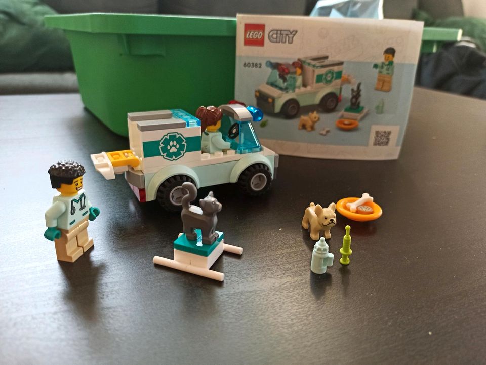 Lego City 60382 mobiler Tierarzt in Herborn