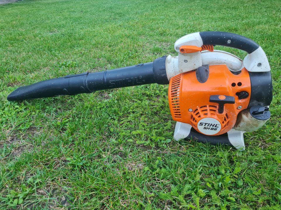 Stihl BG 86 / SH 86 Blasgerät / Laubbläser / Saughäcksler  mieten in Syrgenstein