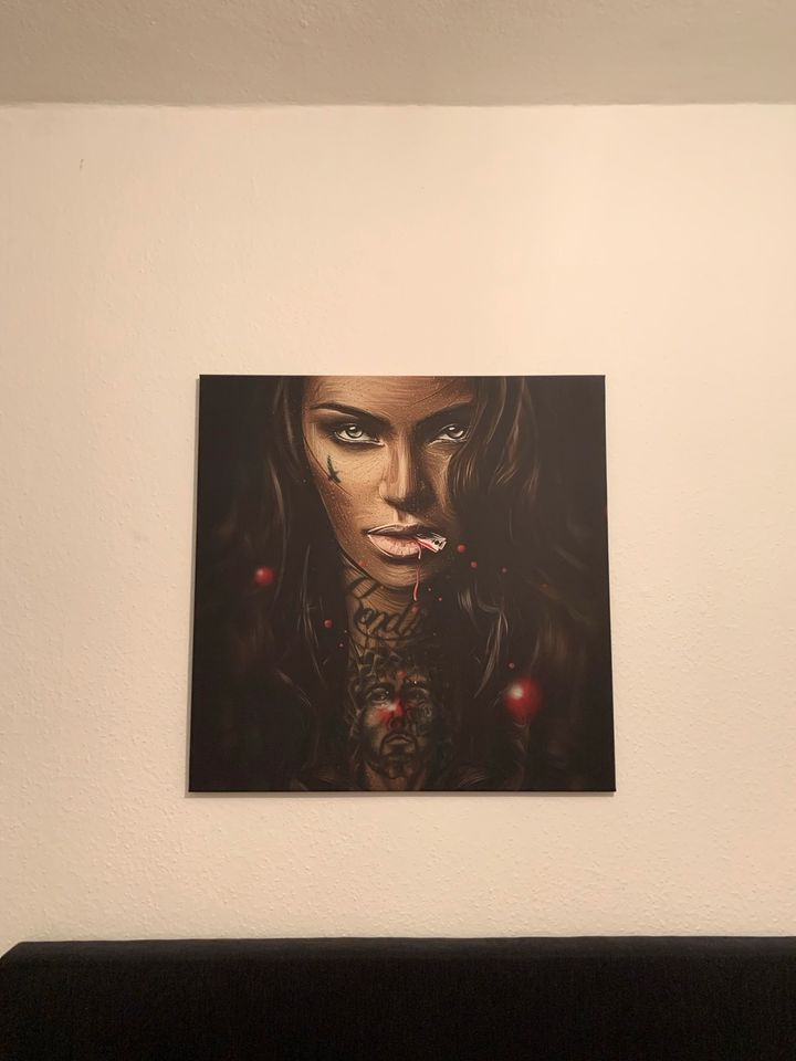 Leinwand Bild „Bad Tattoo Girl“ von Affengeilebilder in Bonn