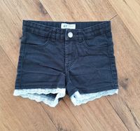 Jeans Shorts Hose von H&M Gr 128 schwarz Rheinland-Pfalz - Büchel Vorschau