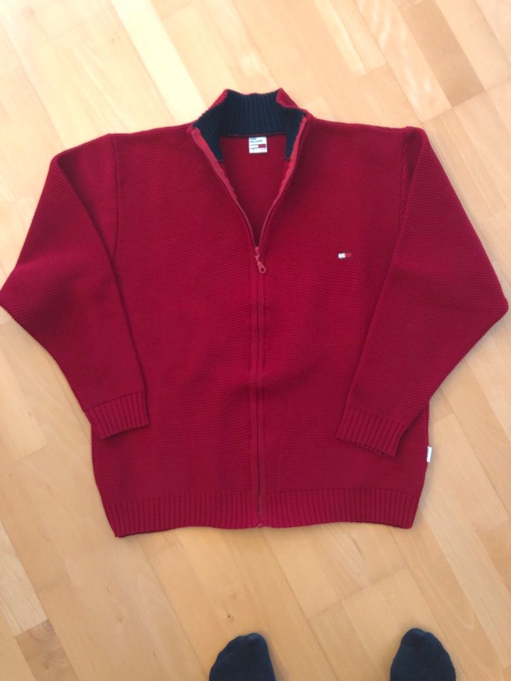 Hilfiger Strickjacke, Größe M, rot in Hürth