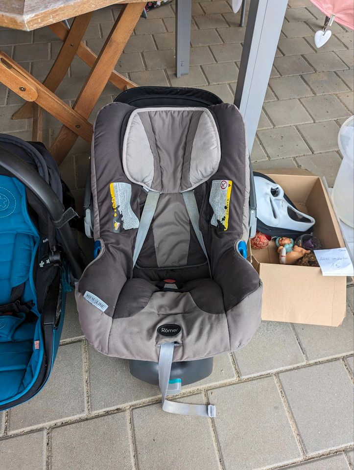 Baby-Safe Britax Römer mit Base in Memmingen