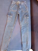 Jeans Hose Damen oder Mädchen Gr. 32. Nordrhein-Westfalen - Solingen Vorschau