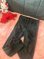Highwaistjeans mit Löschern Nordrhein-Westfalen - Wassenberg Vorschau