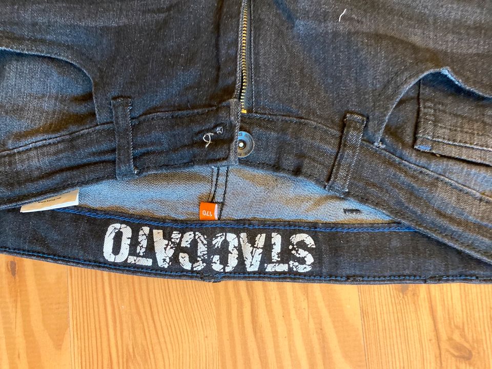 Jeans Jungen grauschwarz 170 staccato neu in Hohenwestedt