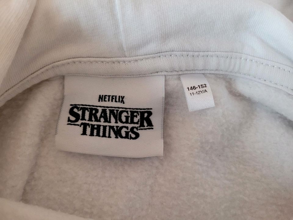 Netflix Stranger things Pullover Hoodie 146/152 in Teutschenthal