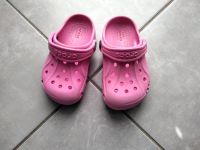 Crocs Kinderschuhe 2 Paar, Größe 25 Baden-Württemberg - Rottenburg am Neckar Vorschau