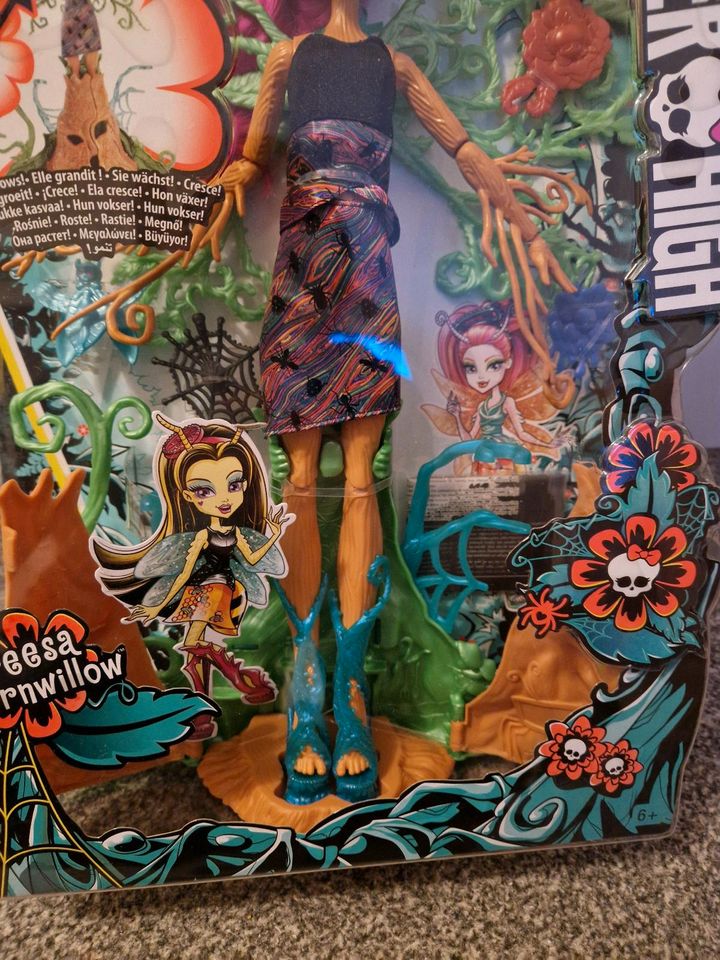 Monster High Puppe Treesa Thornwillow ovp in Hatten
