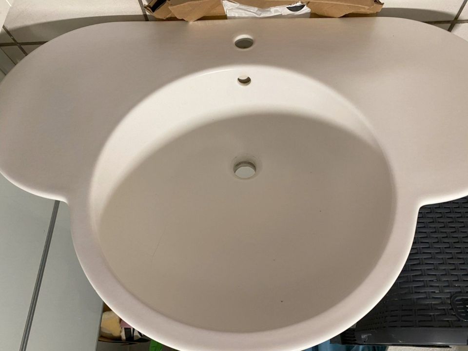 Duravit Giamo Waschbecken weiß matt 90 cm in Kassel