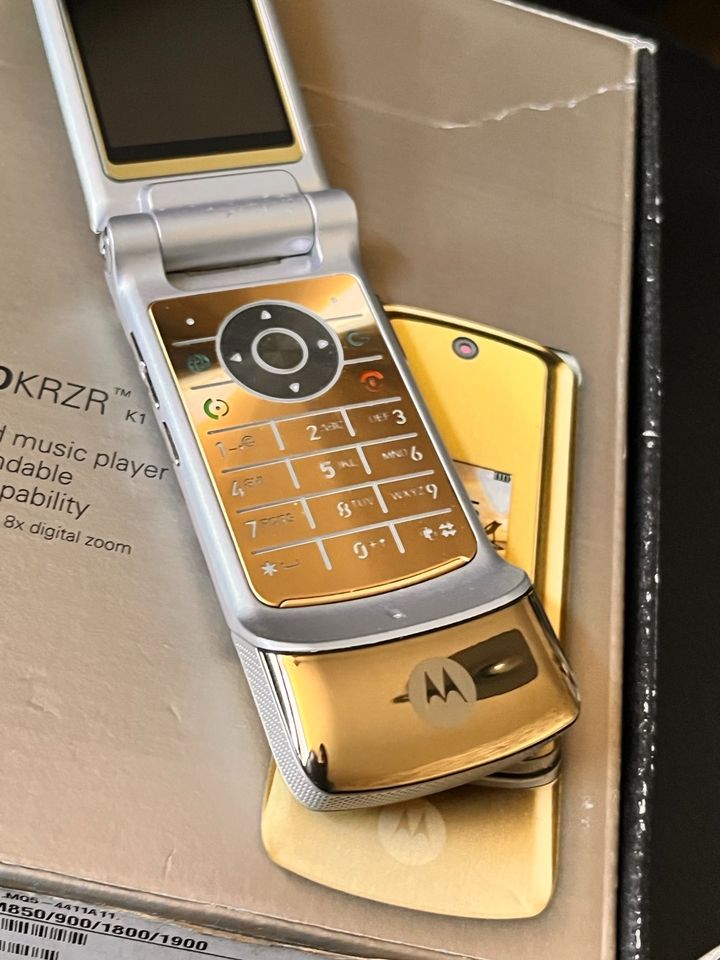 Motorola Krzr K1 Gold mit OVP in Duisburg